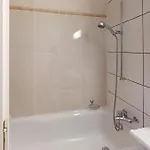 2-bedroom, 2-bathroom Apartment, Parking & View - - Cd20-3f Apartment *