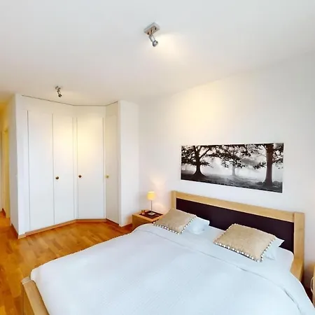 2-bedroom, 2-bathroom Apartment, Parking & View - - Cd20-3f