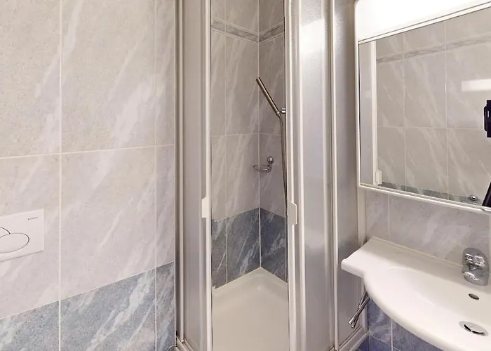 2-bedroom, 2-bathroom Apartment, Parking & View - - Cd20-3f Apartament Pully